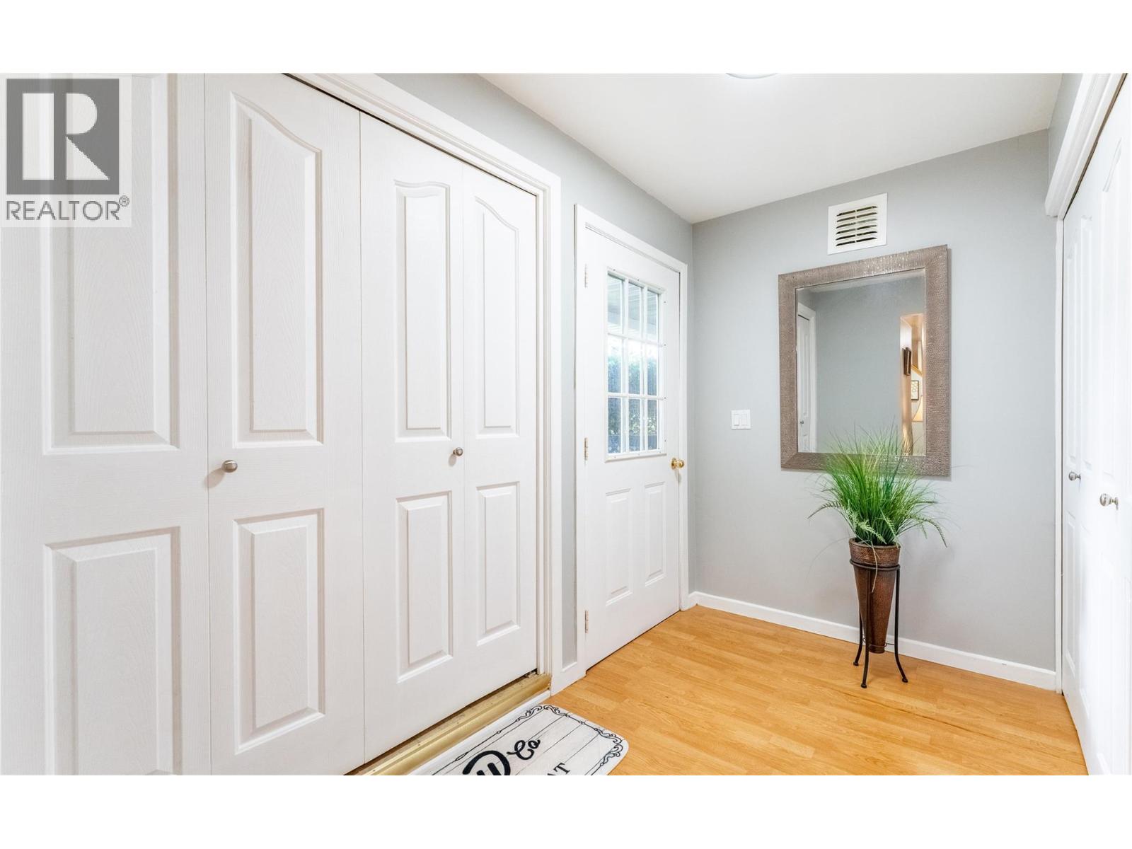 1529 RUSSEL AVENUE - 70