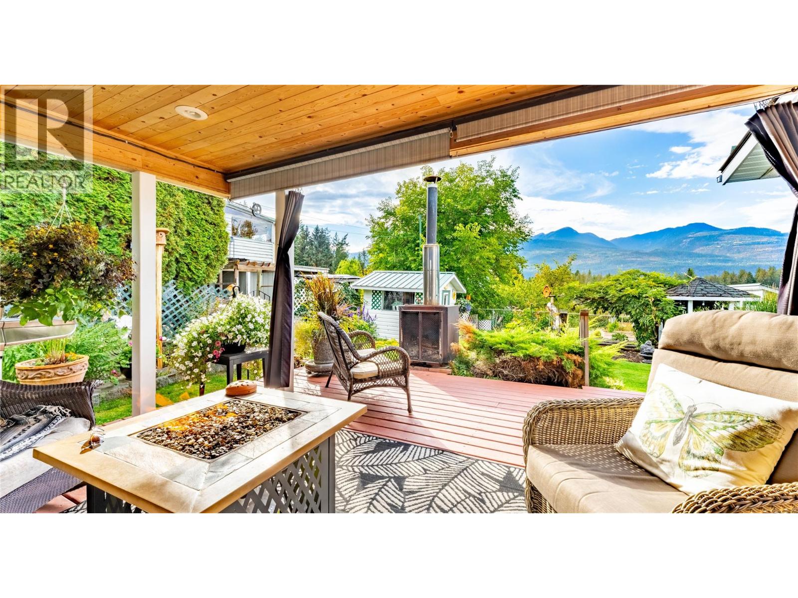 1529 RUSSEL AVENUE - 38