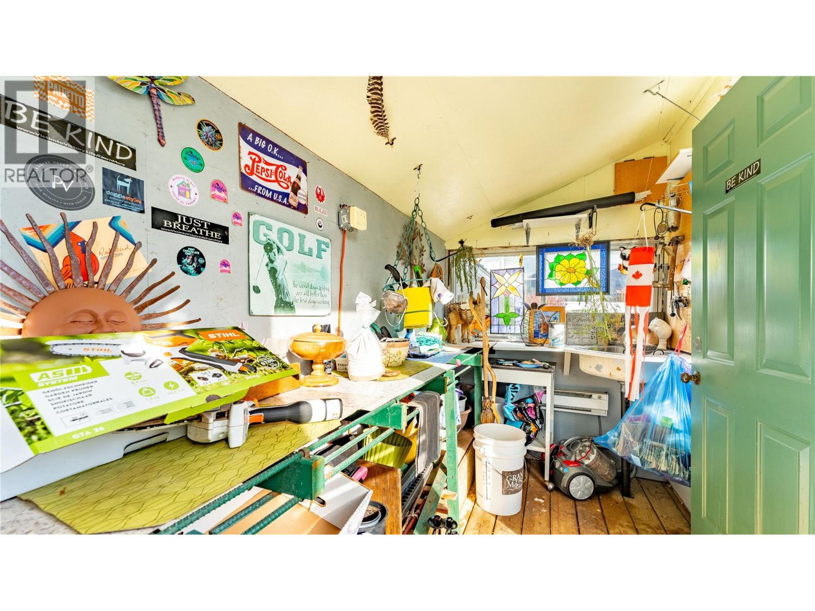 1529 RUSSEL AVENUE - 37