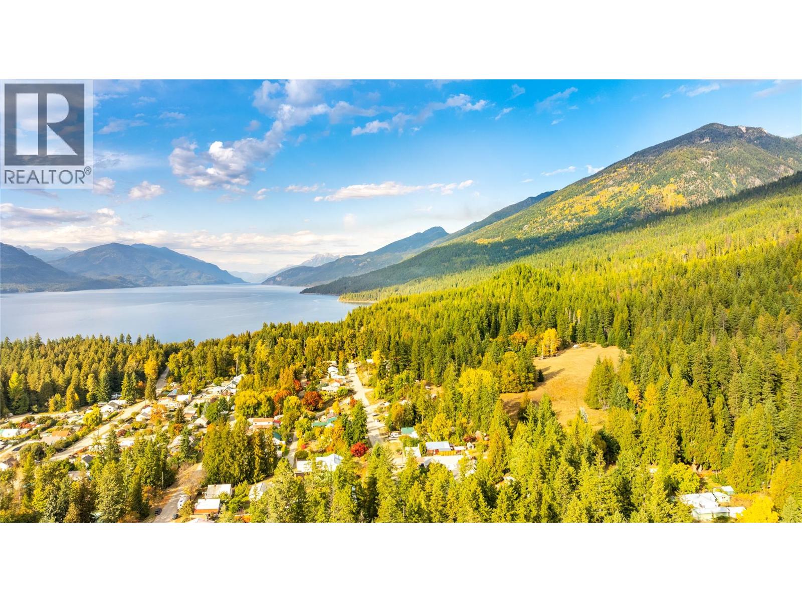 1529 RUSSEL AVENUE - 34