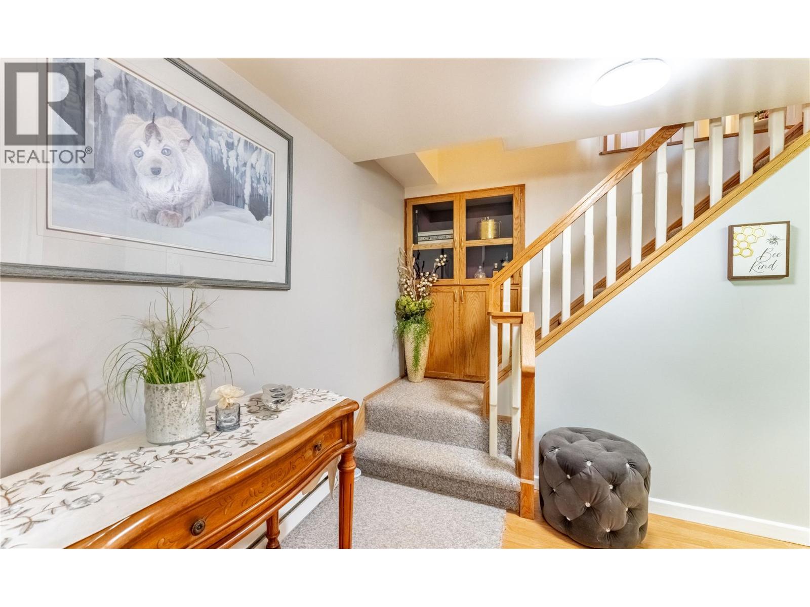 1529 RUSSEL AVENUE - 71