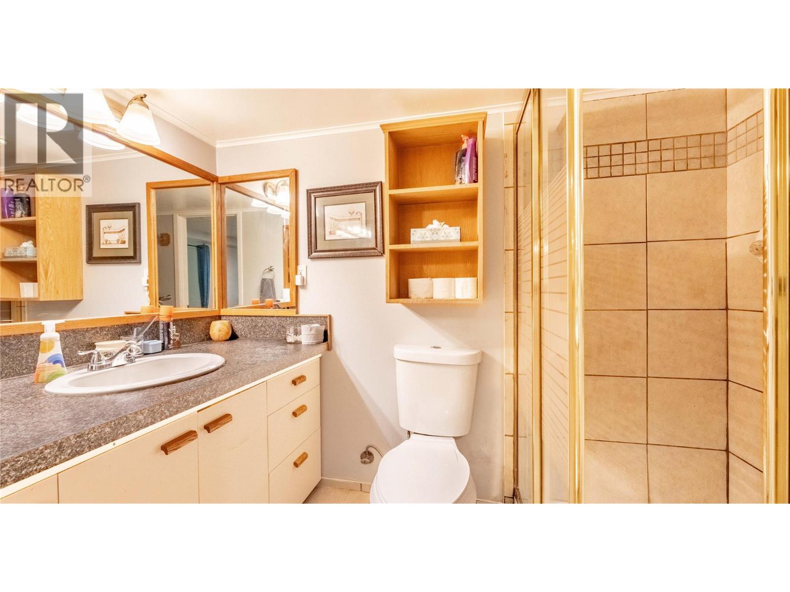 1529 RUSSEL AVENUE - 61