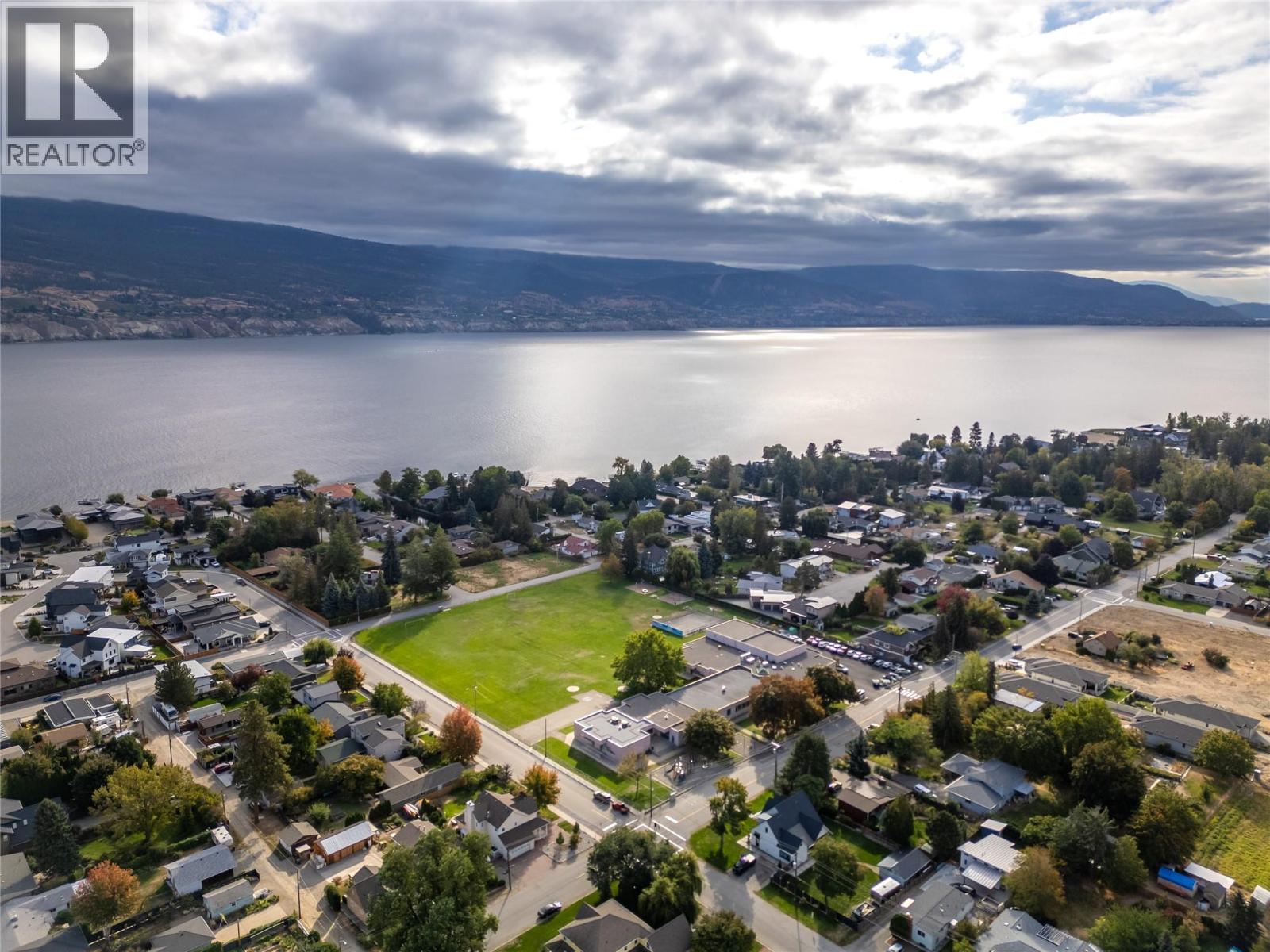 6609 Nixon Road Unit# 102, Summerland