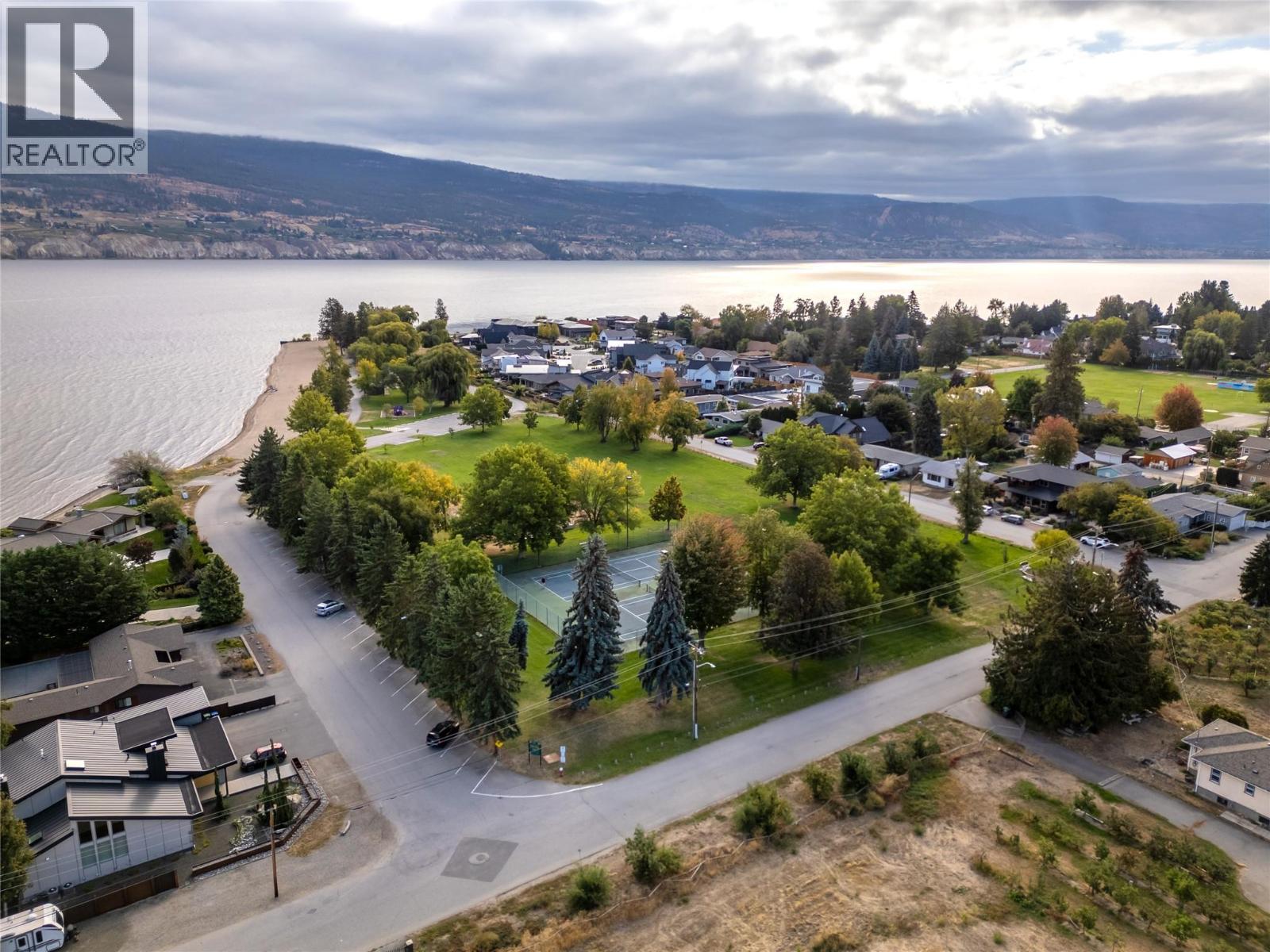 6609 Nixon Road Unit# 102, Summerland
