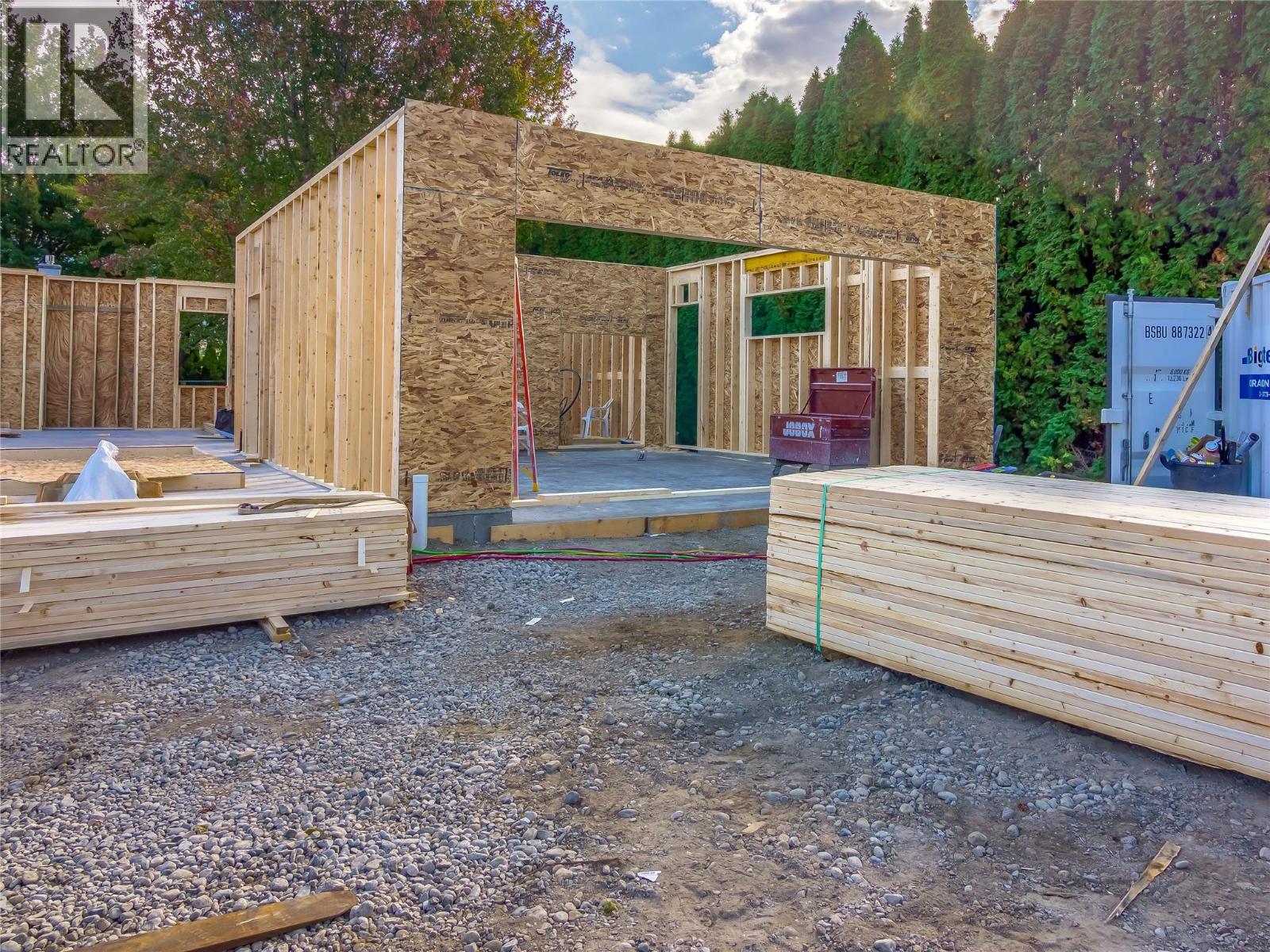 6609 Nixon Road Unit# 102, Summerland