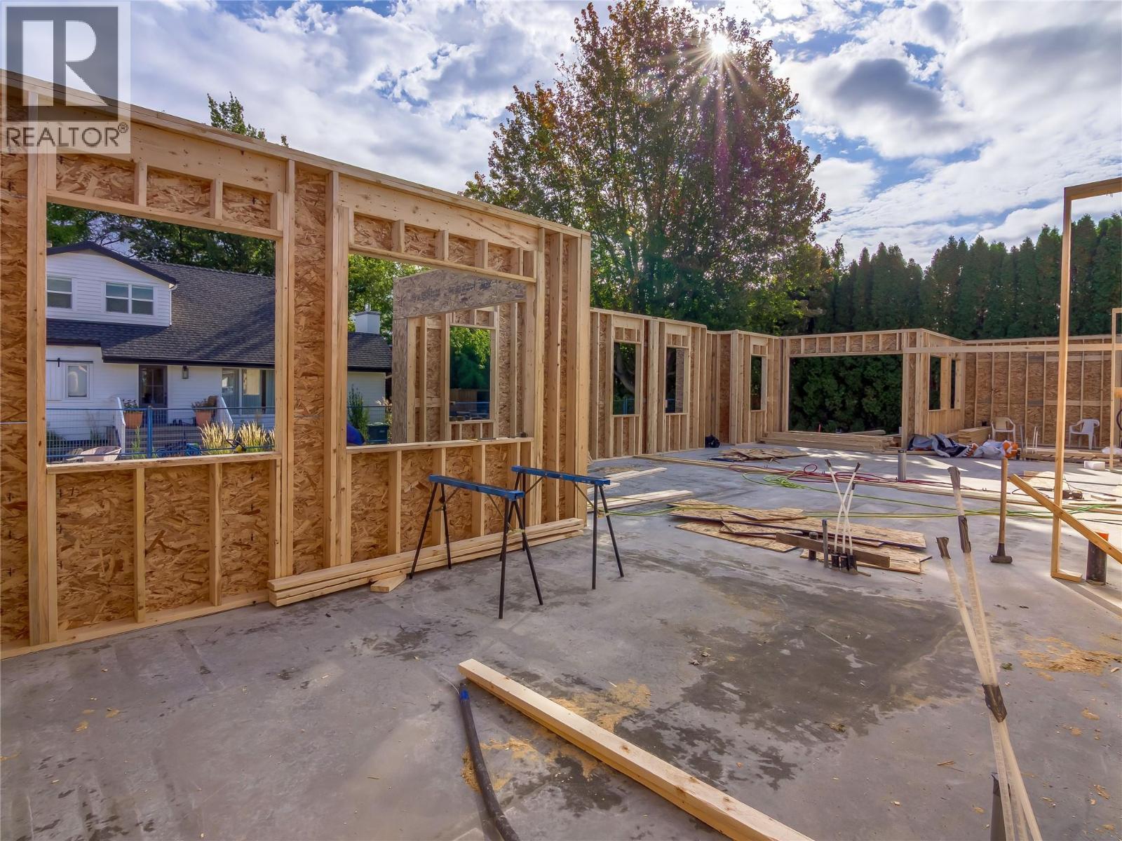 6609 Nixon Road Unit# 102, Summerland