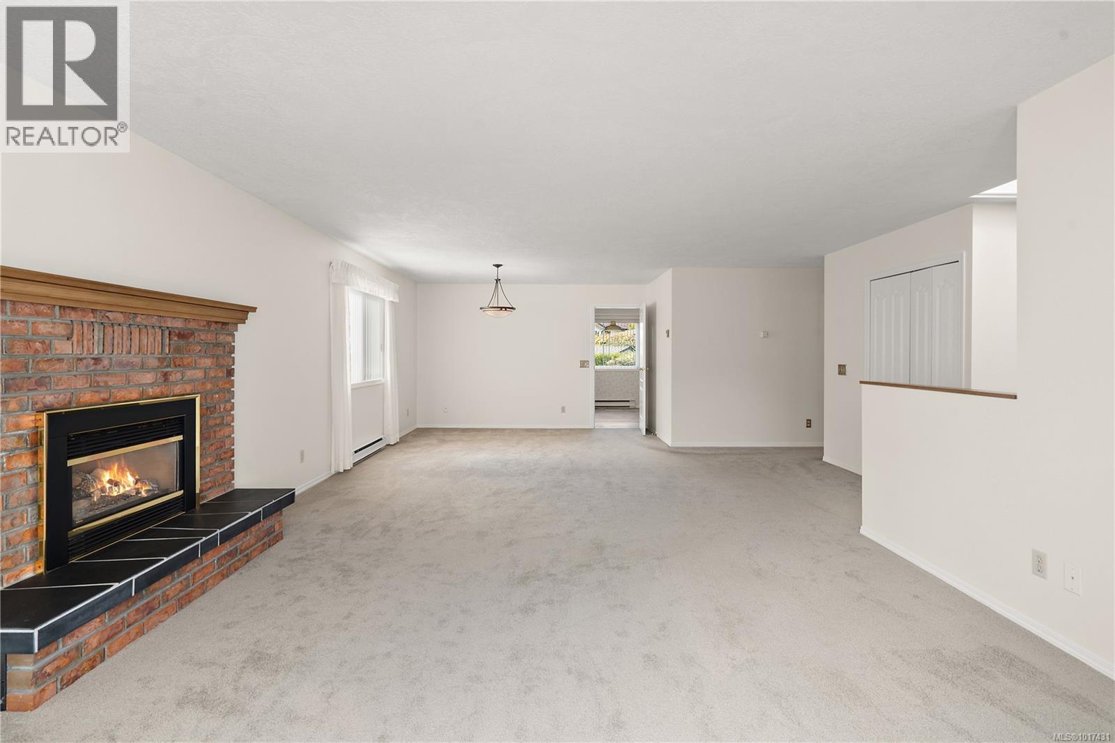  10288 Cleveland Road, Sidney