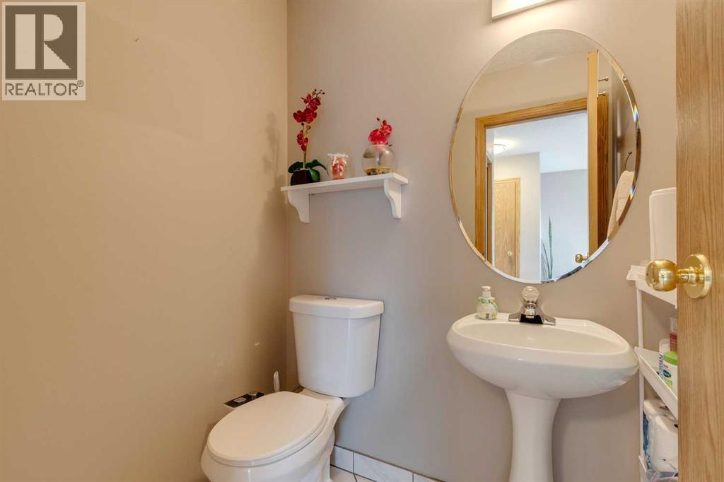 Single Family House for Sale in  Hidden Hills Terrace NW Hidden Valley Calgary 