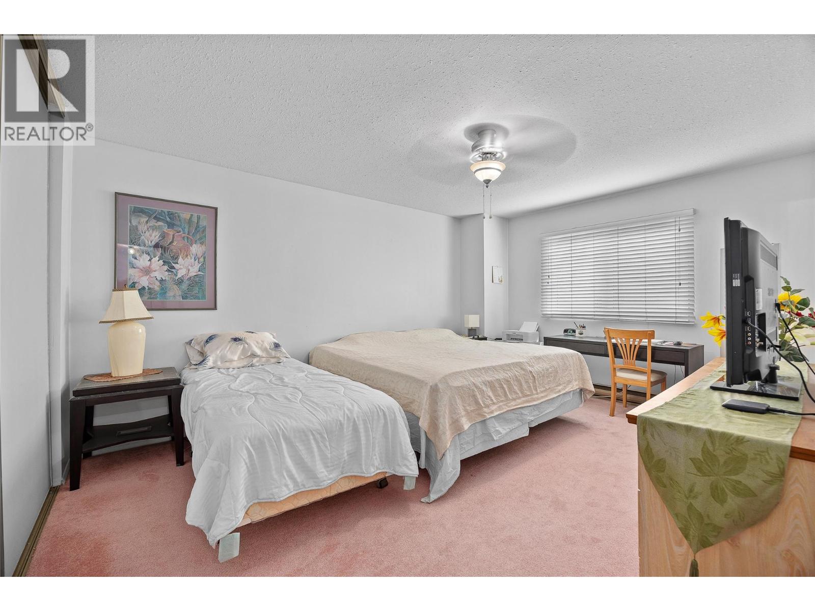 204 555 Rowcliffe Avenue, Kelowna