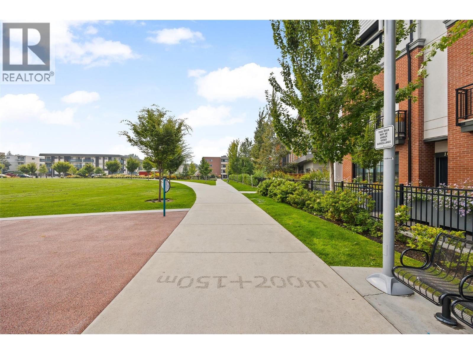 204 555 Rowcliffe Avenue, Kelowna