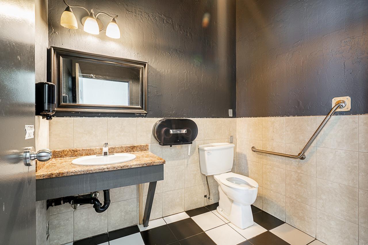 Business in Langley - Image 18