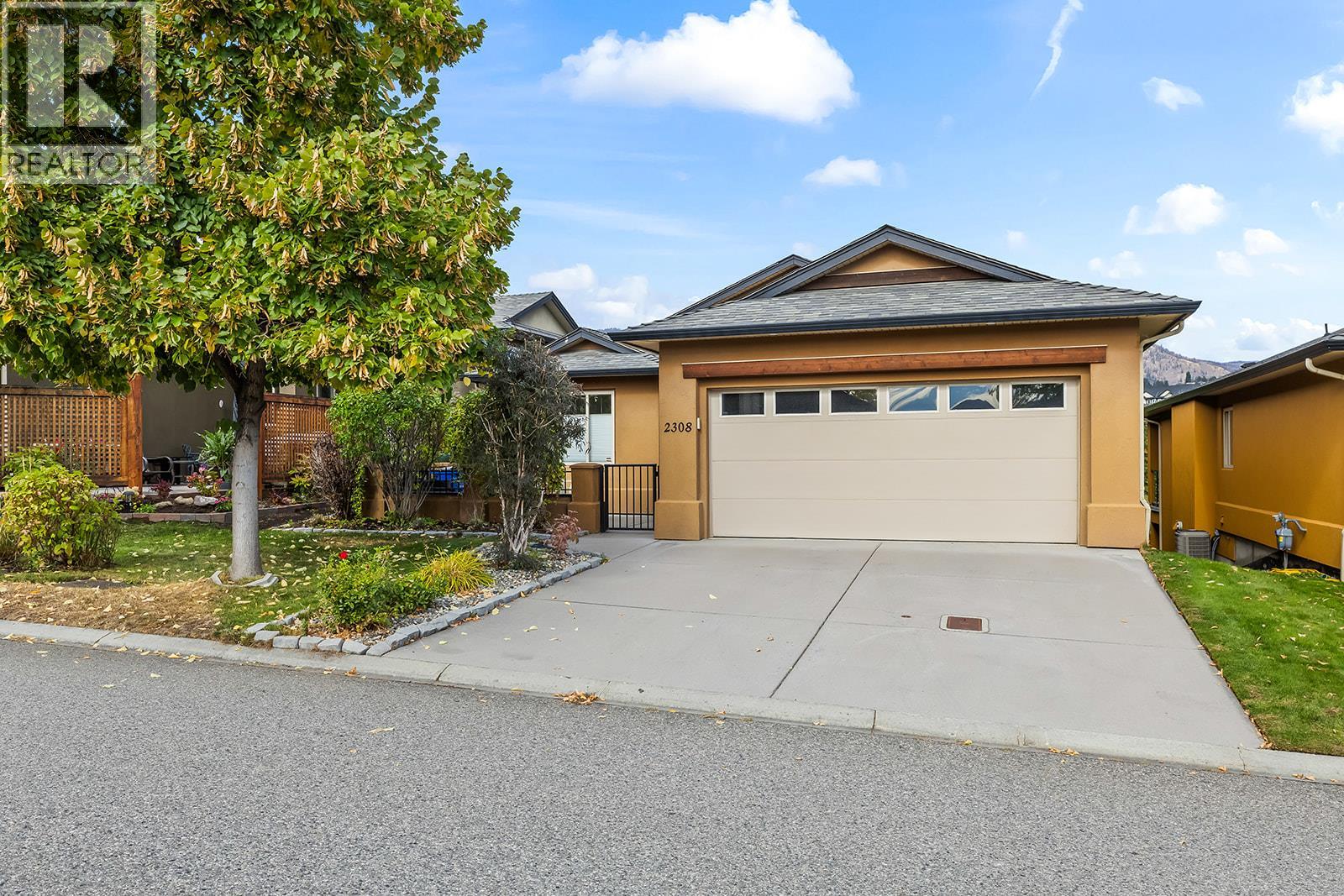 2308 Pine Vista Place, West Kelowna