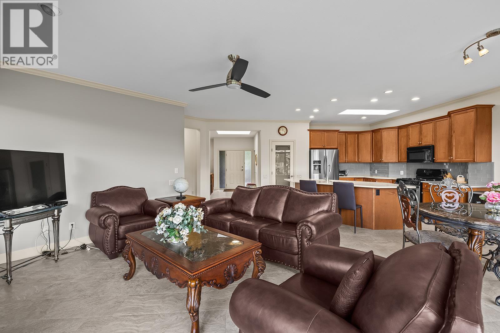  2308 Pine Vista Place, West Kelowna