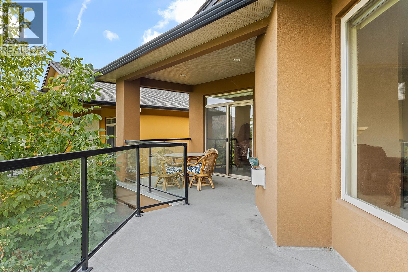  2308 Pine Vista Place, West Kelowna