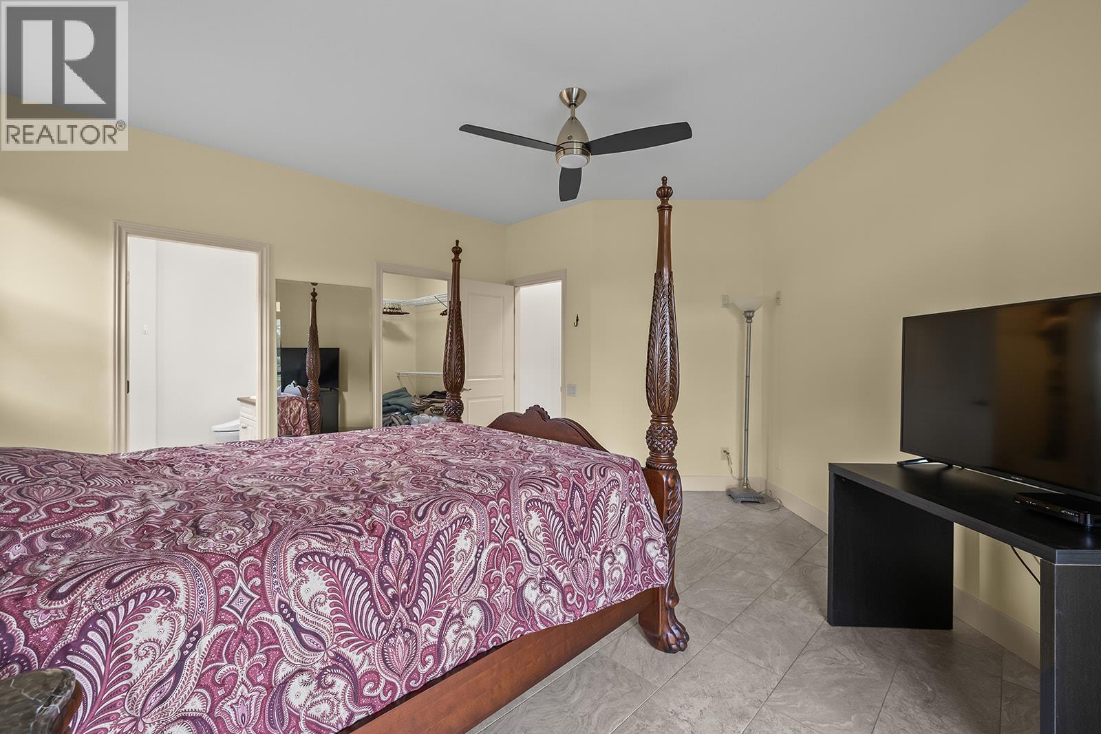  2308 Pine Vista Place, West Kelowna