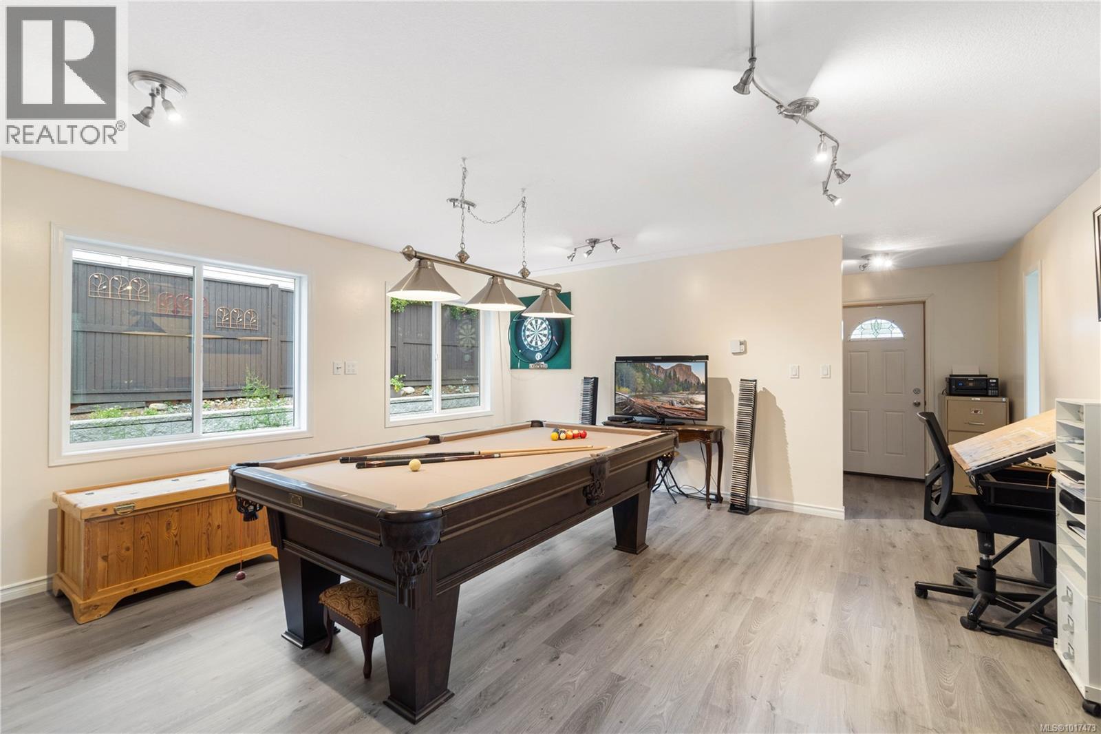 2586 Theresa Terr, Nanaimo