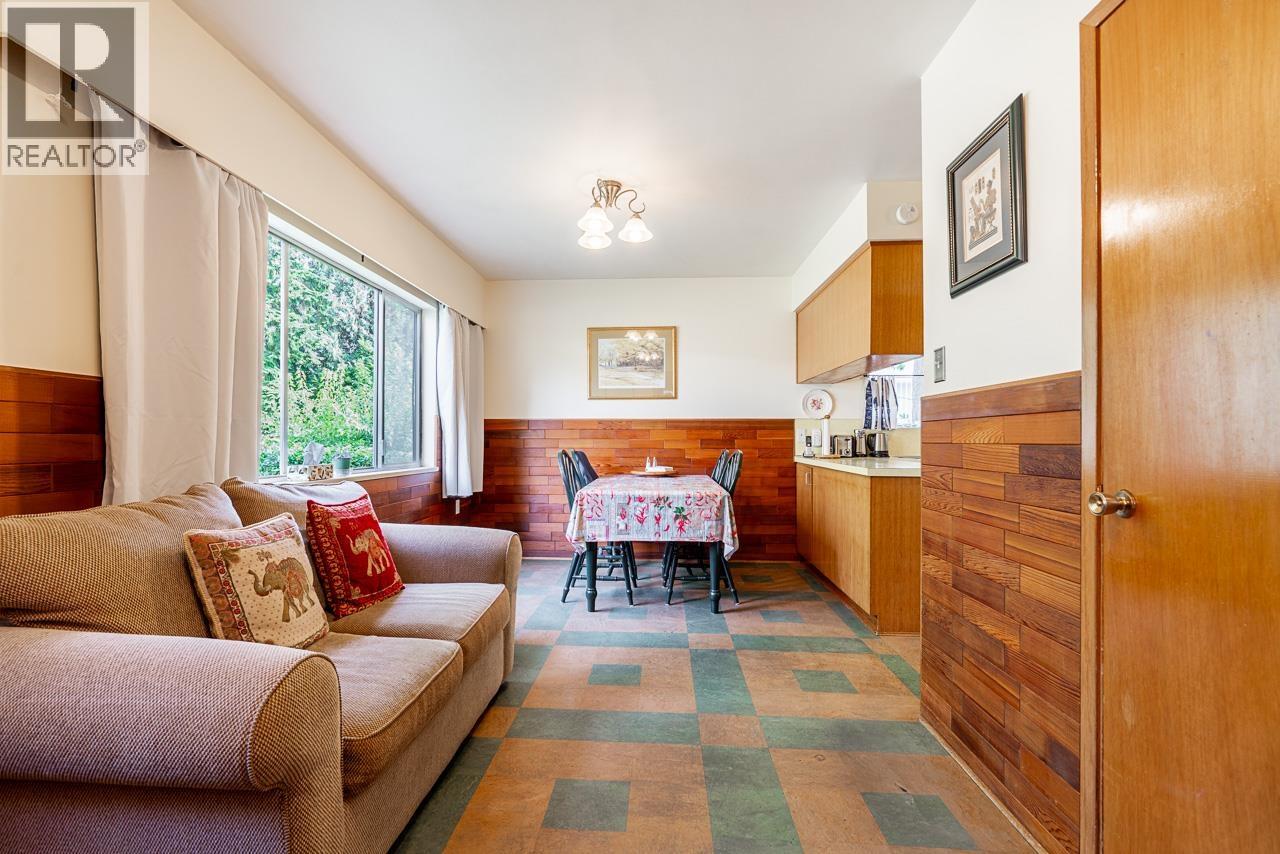 7475 COLLEEN STREET, Burnaby