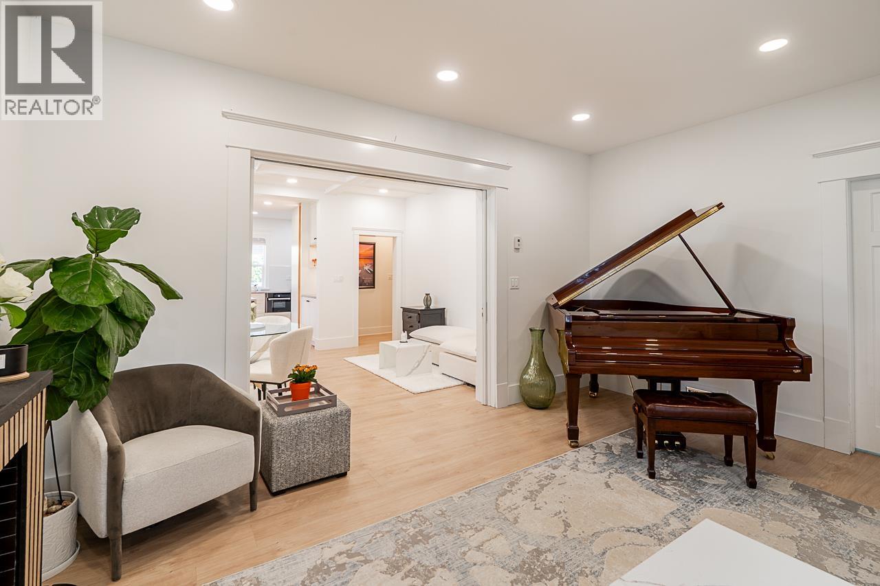 3343 W 3RD AVENUE, Vancouver