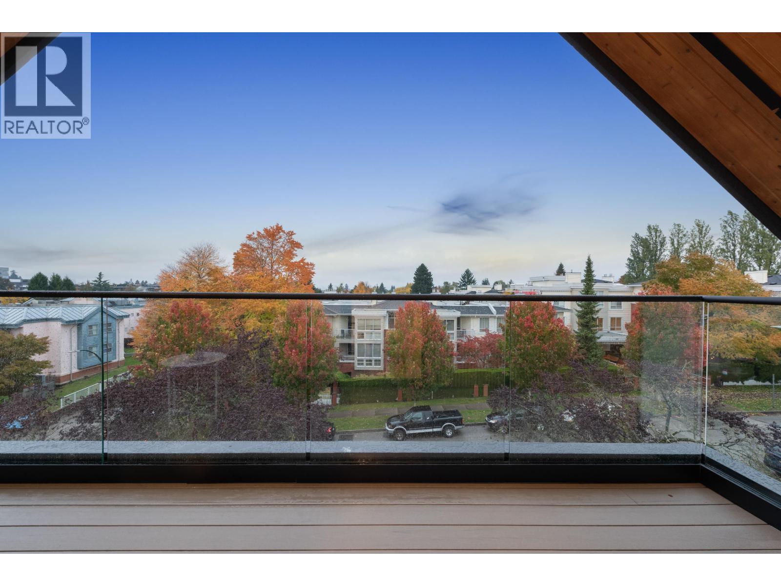 1 312 E 37 AVENUE, Vancouver