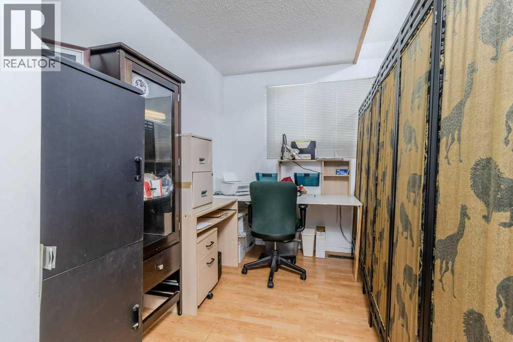 9 Ockley Close, Red Deer