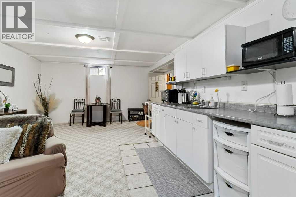 9 Ockley Close, Red Deer