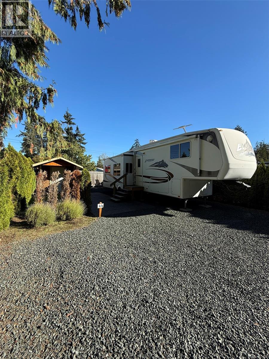 44 6050 island Hwy, Qualicum Beach