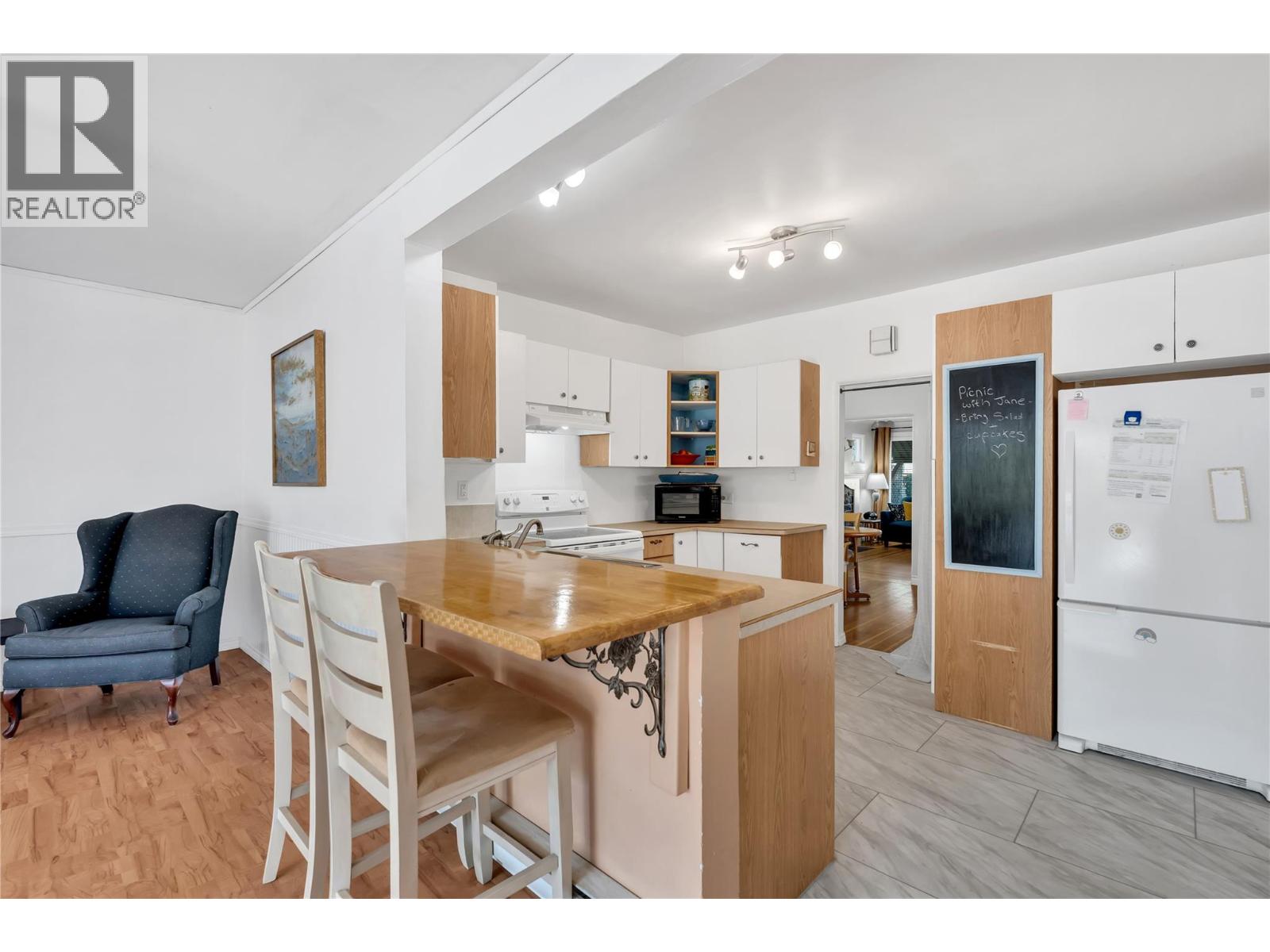  616 Burns Street, Penticton