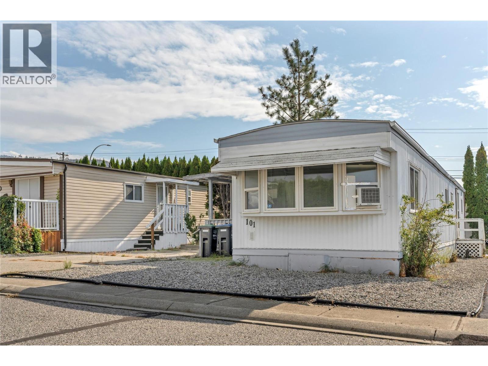 101 98 Okanagan Avenue East, Penticton