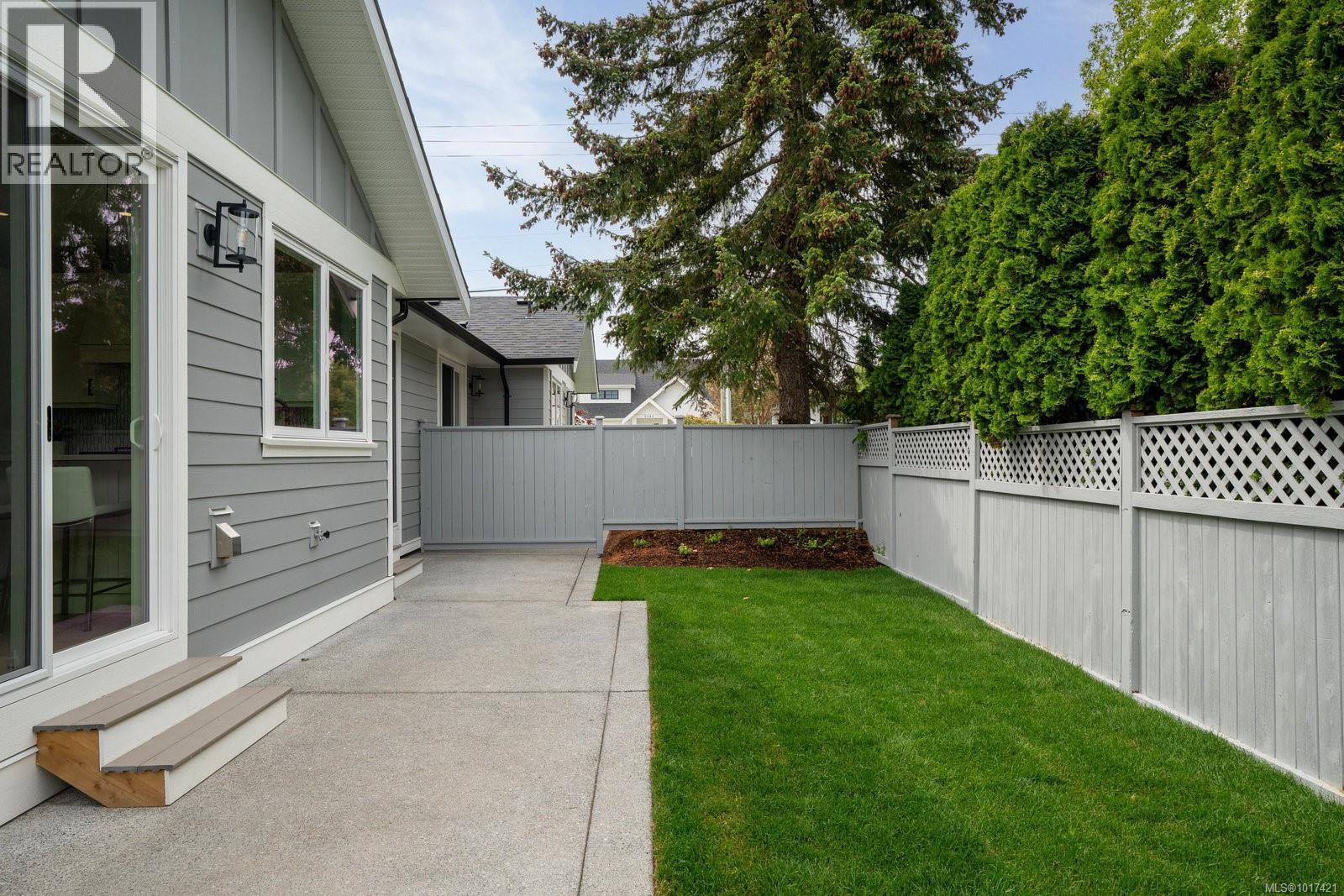  9556 Northlawn Terrace, Sidney