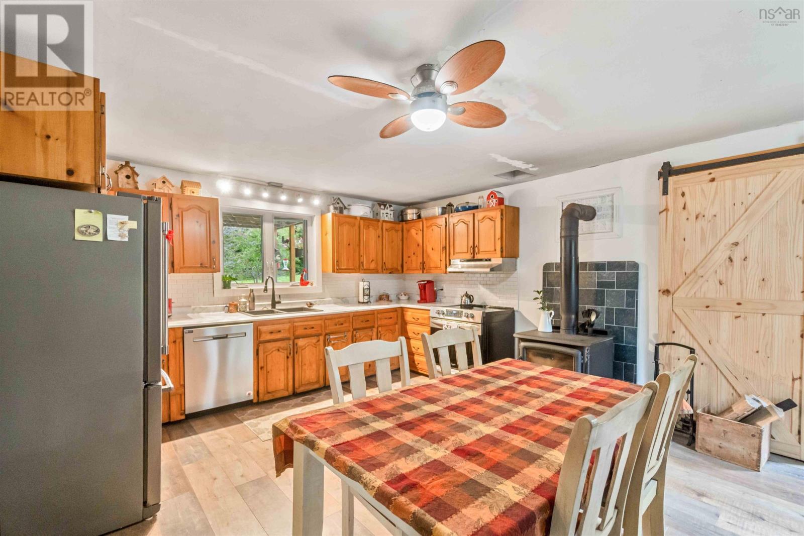 Property 4 of 22 of 5042 NS-1