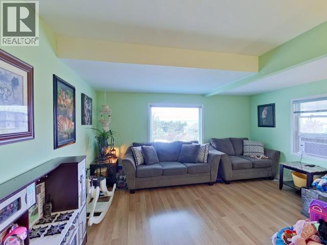 4570 MICHIGAN AVE, Powell River