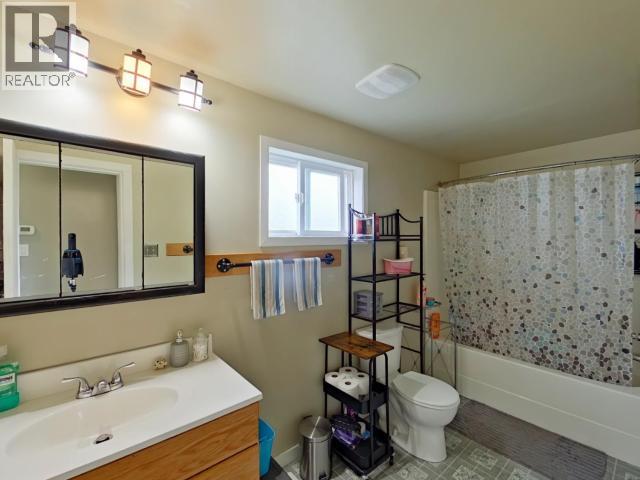 4570 MICHIGAN AVE, Powell River