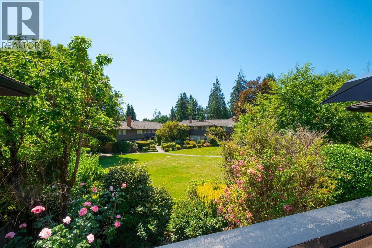 810 235 KEITH ROAD, West Vancouver