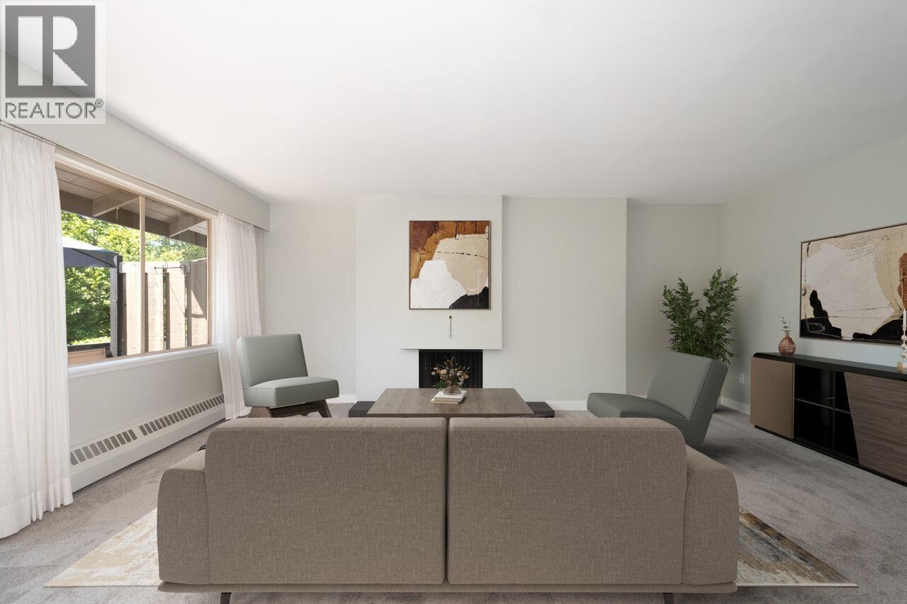 810 235 KEITH ROAD, West Vancouver