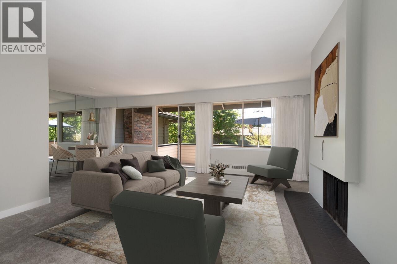 810 235 KEITH ROAD, West Vancouver