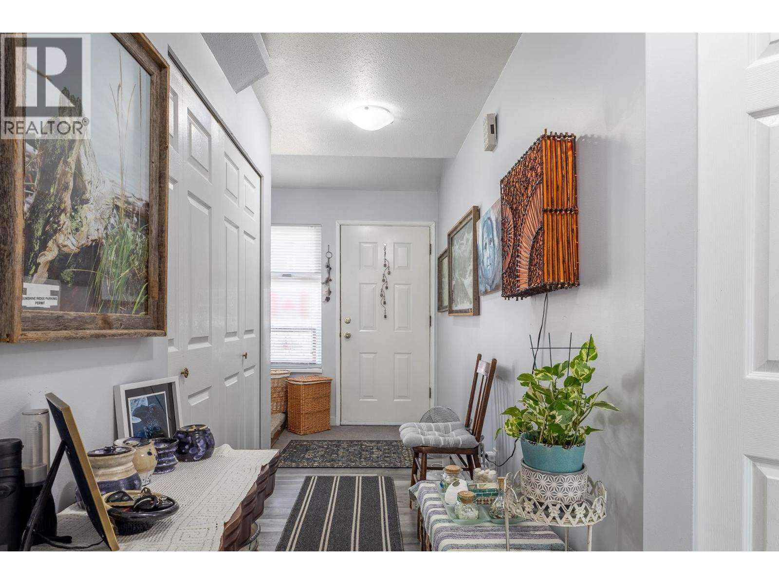 2 765 SCHOOL ROAD, Gibsons