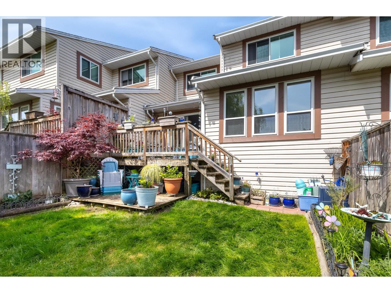 2 765 SCHOOL ROAD, Gibsons