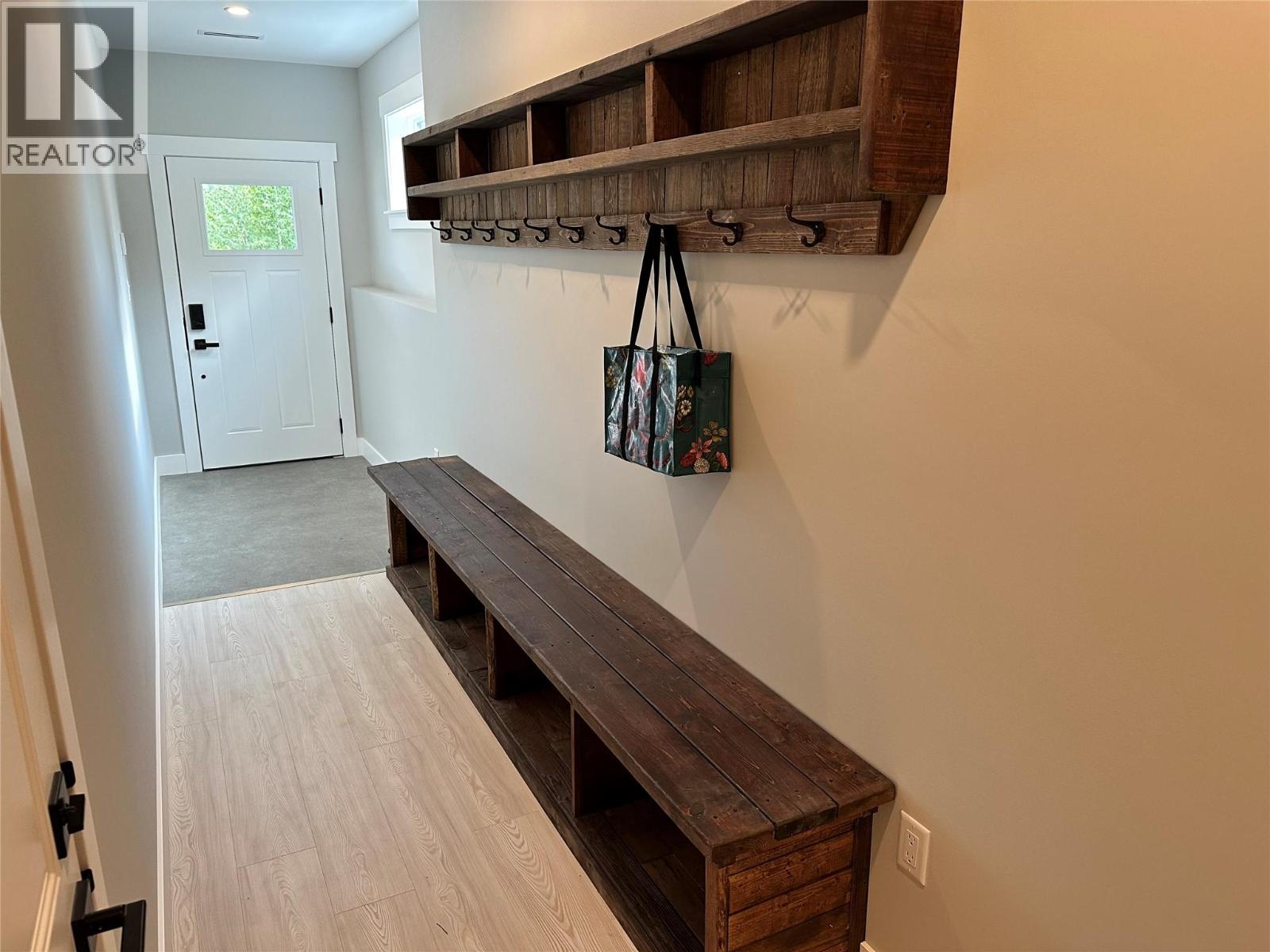 932-1 Redstone Drive, Rossland