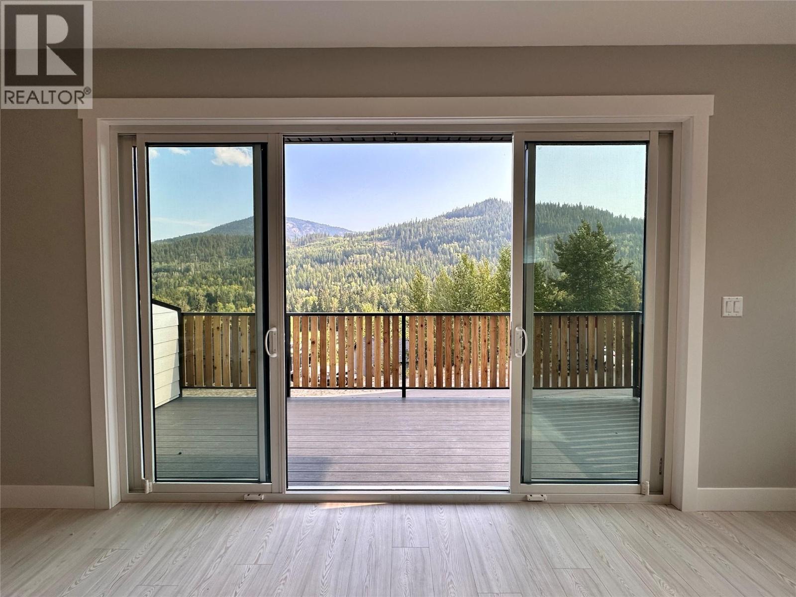 932-1 Redstone Drive, Rossland