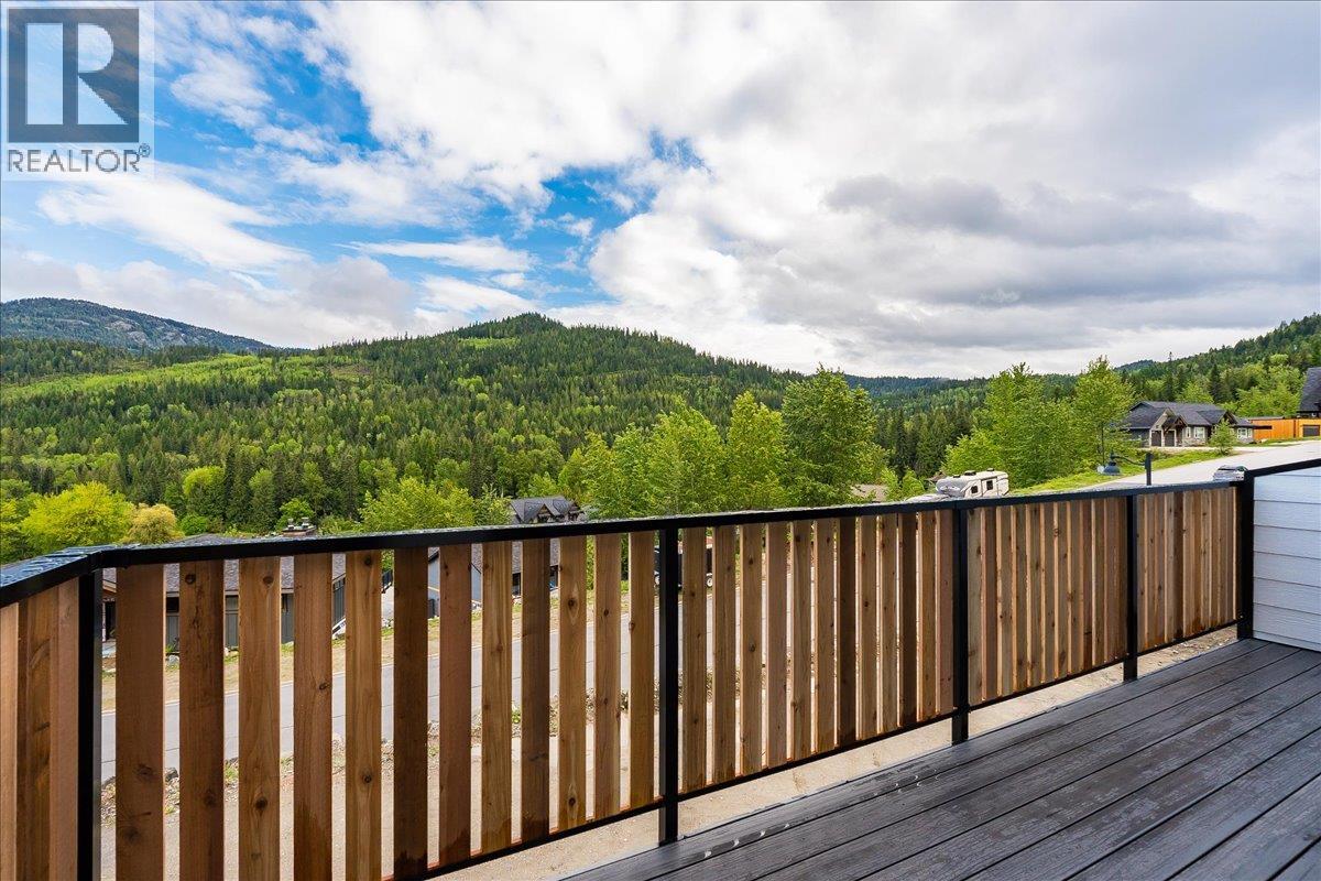 932-1 Redstone Drive, Rossland