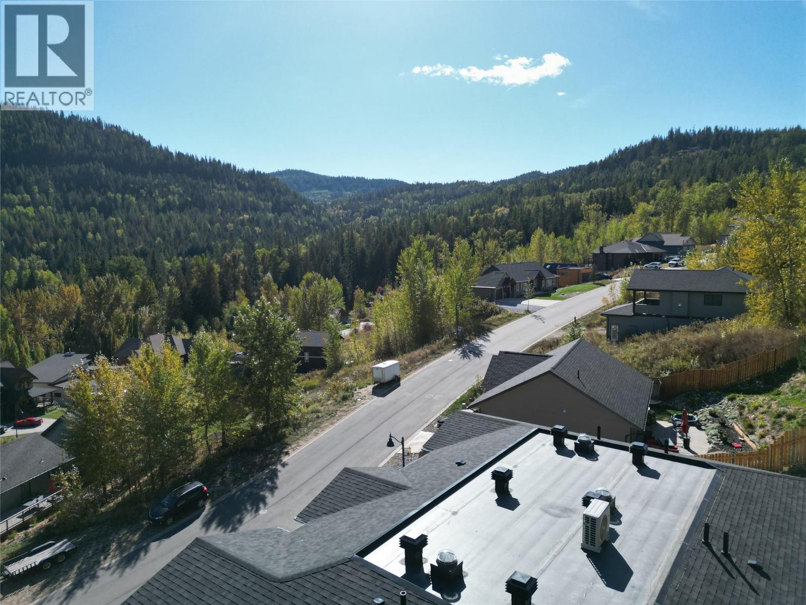 932-1 Redstone Drive, Rossland