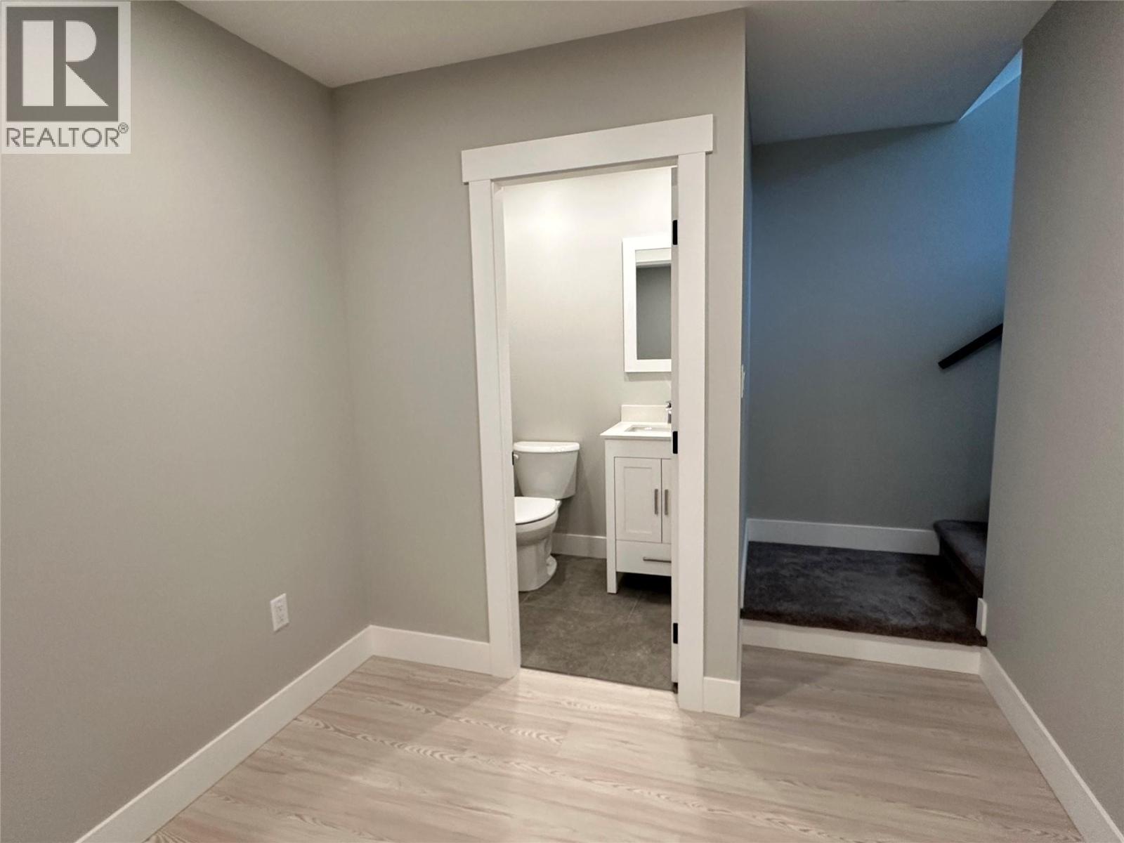 932-1 Redstone Drive, Rossland