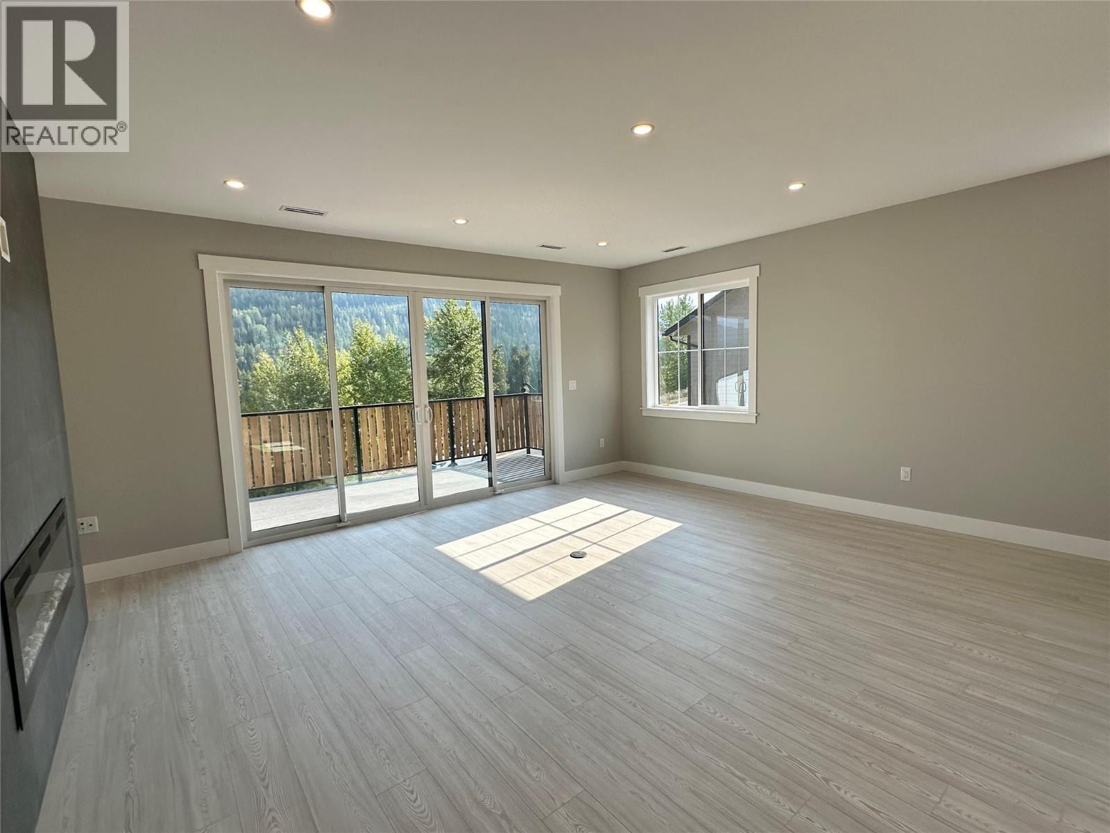 932-1 Redstone Drive, Rossland