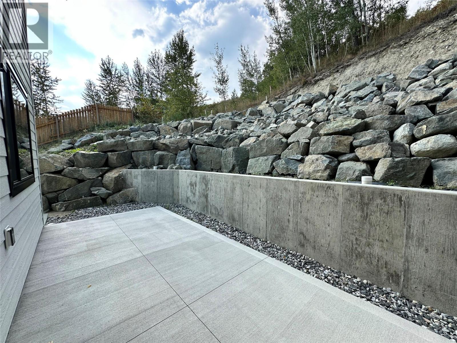 932-1 Redstone Drive, Rossland