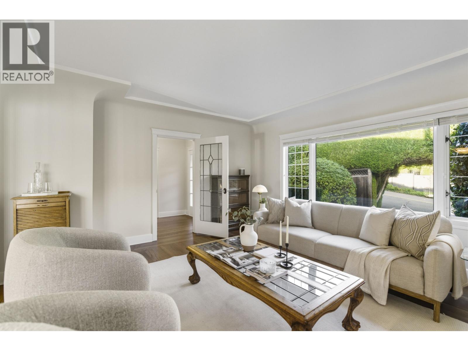 1631 22ND STREET, West Vancouver