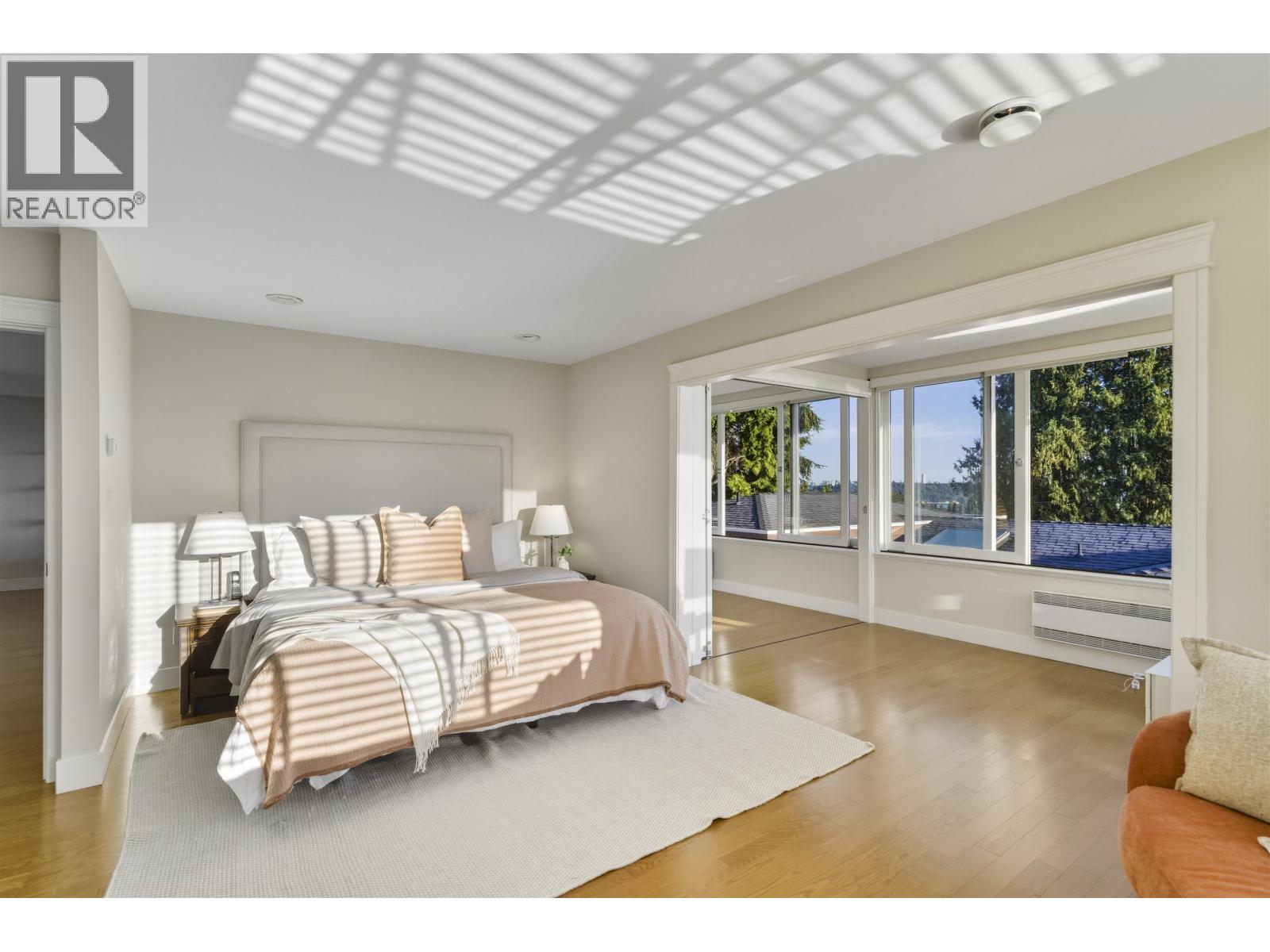 1631 22ND STREET, West Vancouver