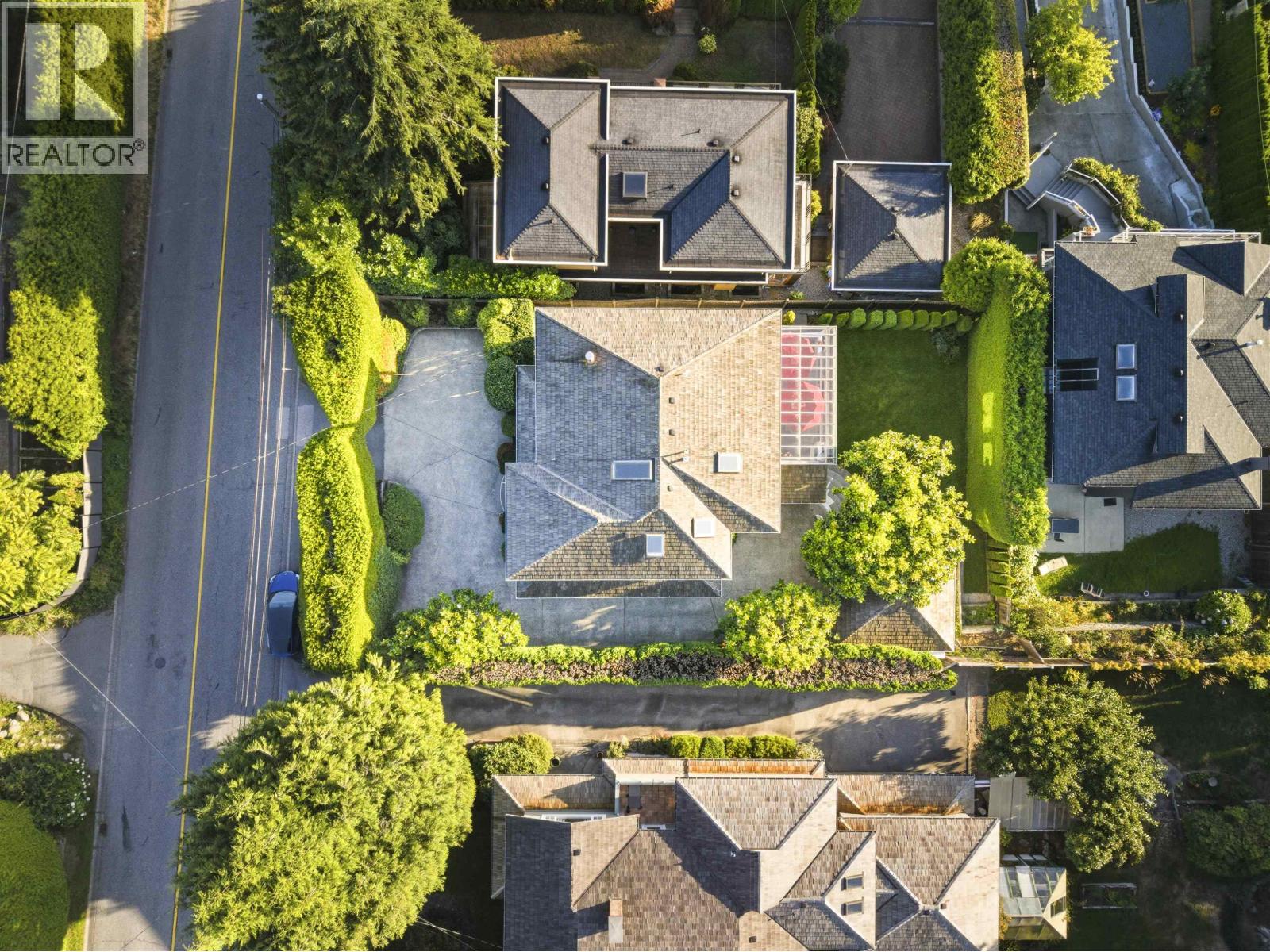 1631 22ND STREET, West Vancouver