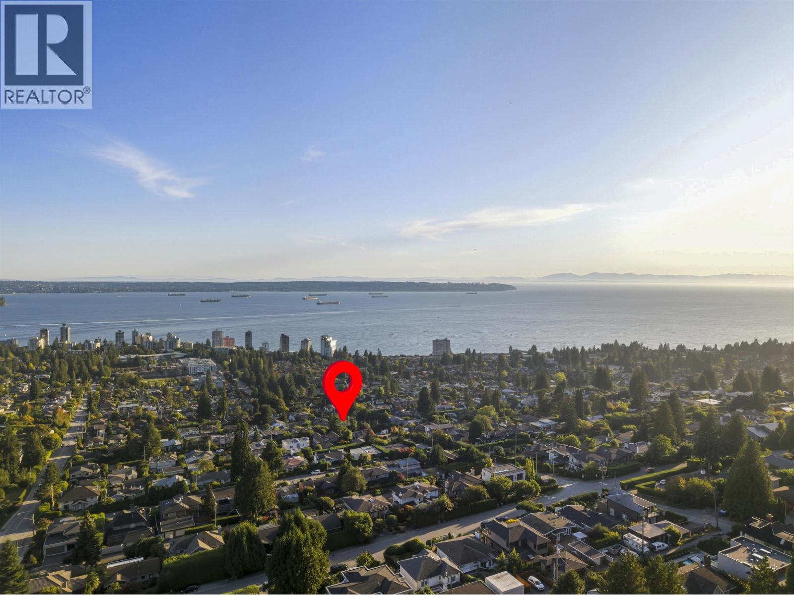 1631 22ND STREET, West Vancouver