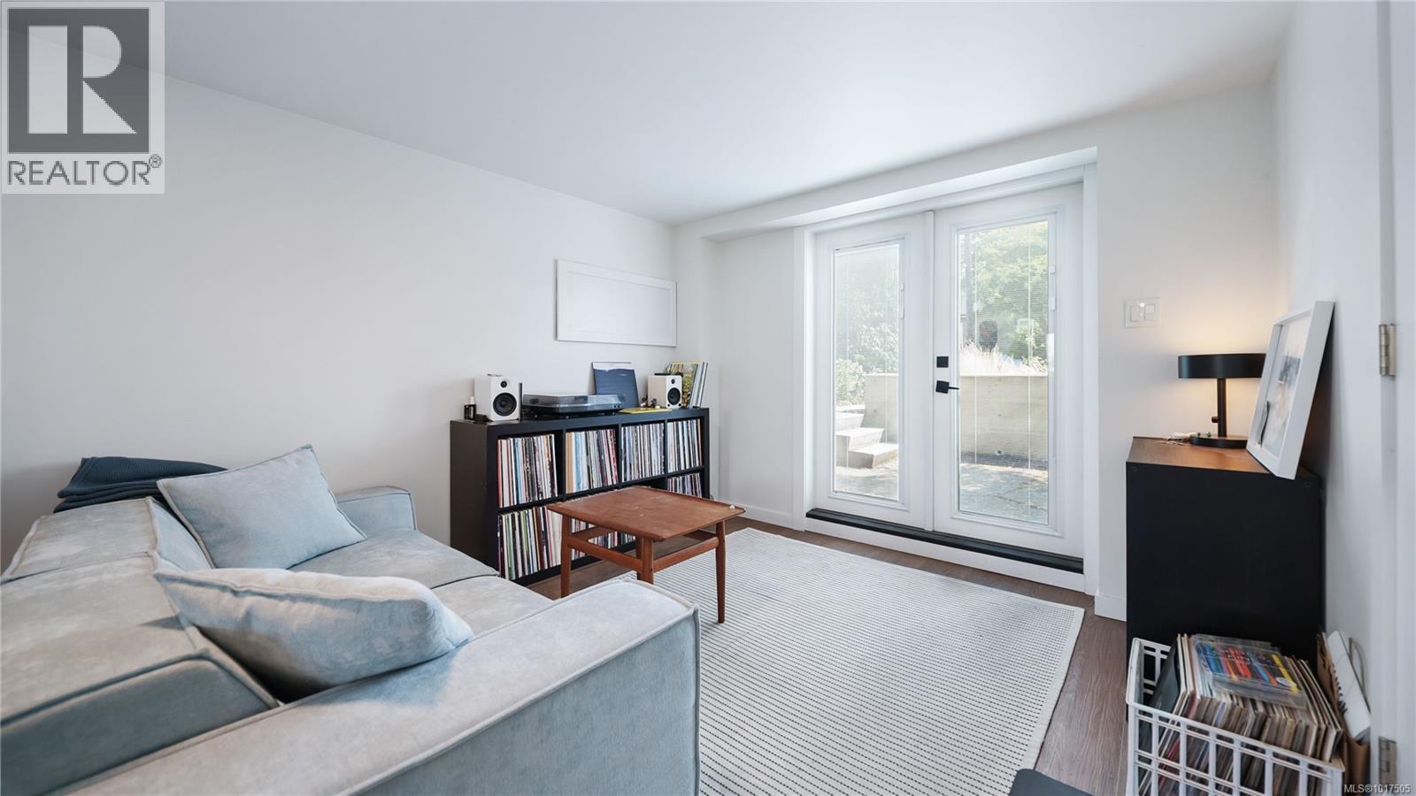  2720 Foul Bay Road, Saanich