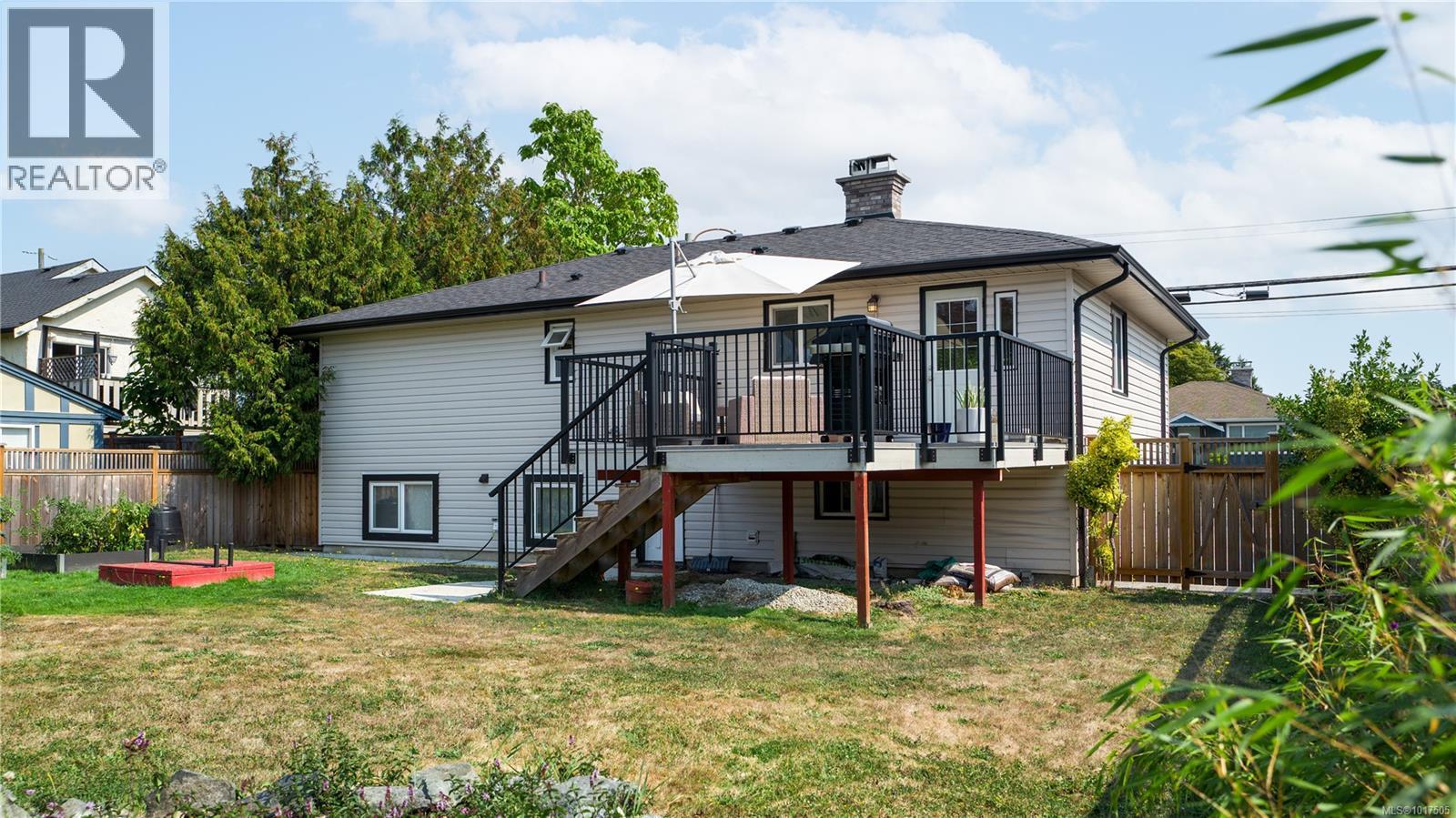  2720 Foul Bay Road, Saanich